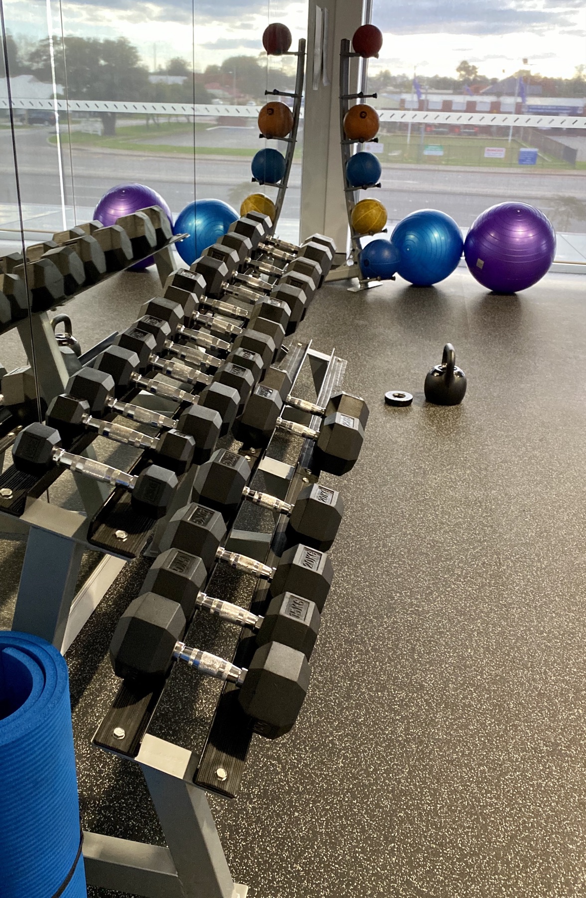 Free weights, kettlebell and exercise balls